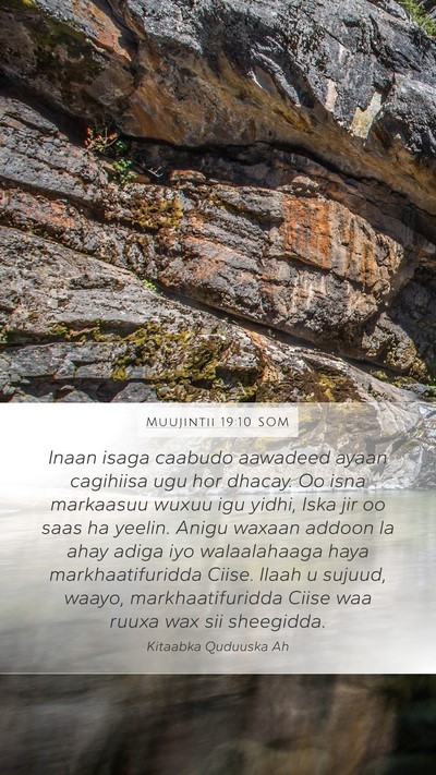 Muujintii 19:10 SOM Bible Verse Image